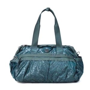 RARE Lululemon "Gym to Win" Duffle Bag Teal